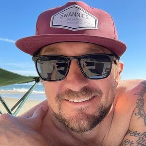 Meet your Posher, Marshall